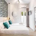 Lungomare Penzion 4*